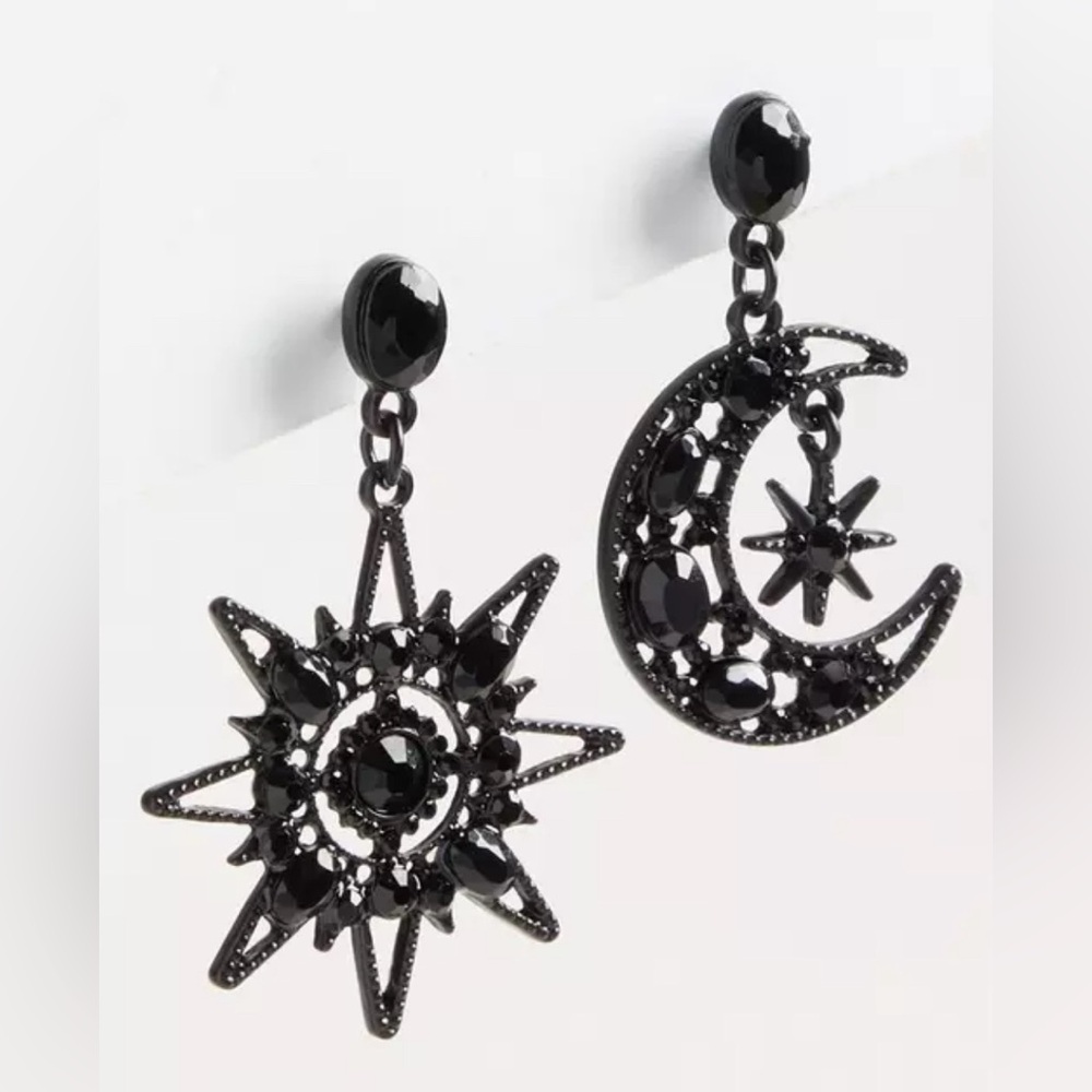 #1177-2 Torrid Mismatch Celestial Statement Earrings Moon & Star Black Dangly